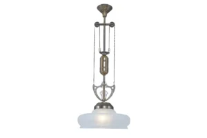 Adjustable pendant for a small kitchen 174