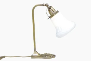 Table lamp with harebell-like shade 121